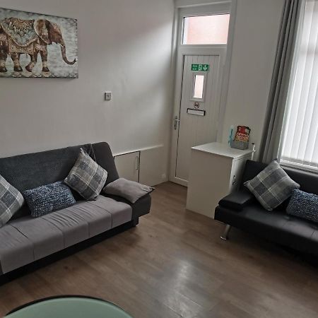 Welcome Home - Close To Town Centre - Full Holiday Home Blackpool Luaran gambar