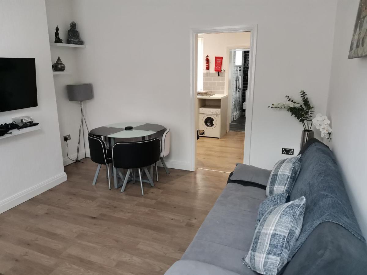 Welcome Home - Close To Town Centre - Full Holiday Home Blackpool Luaran gambar