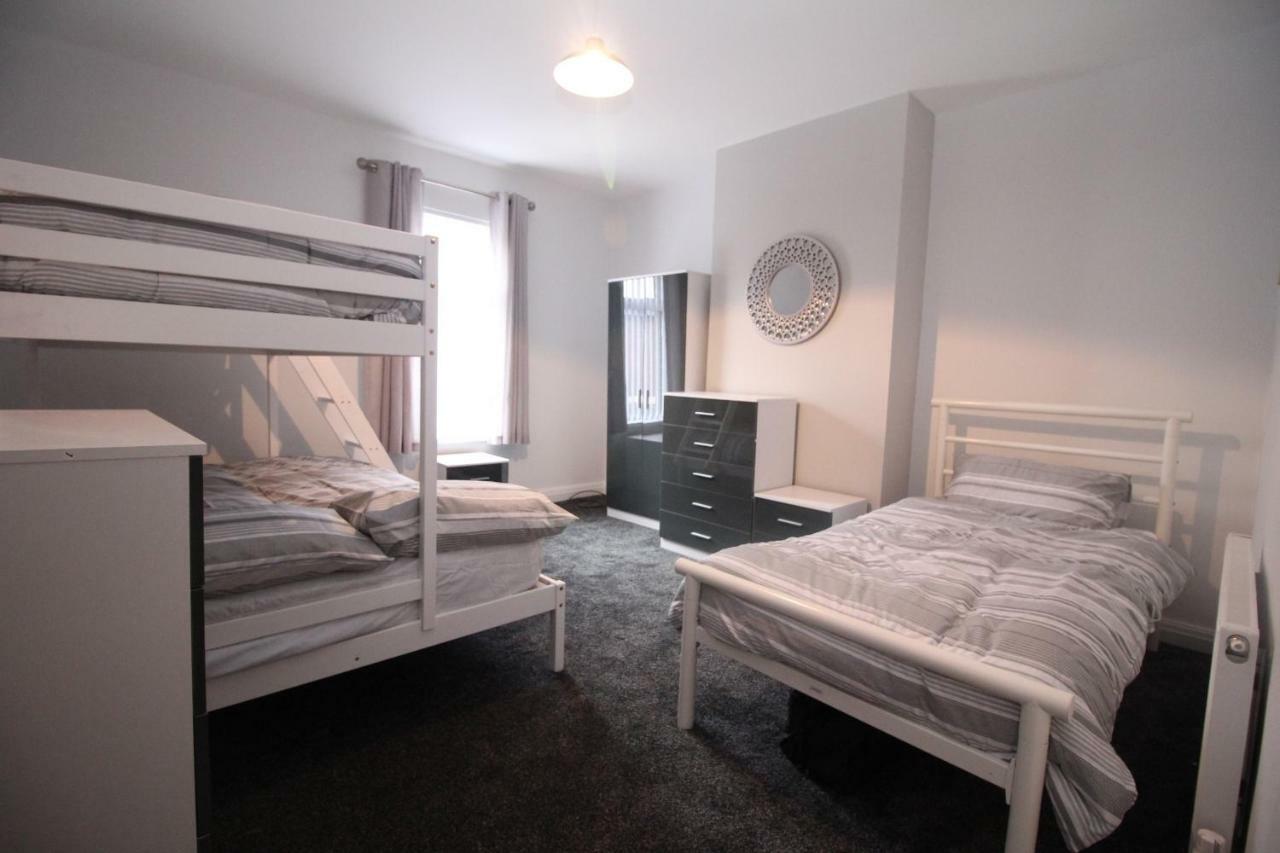 Welcome Home - Close To Town Centre - Full Holiday Home Blackpool Luaran gambar